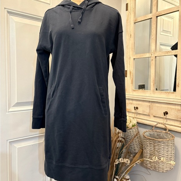 Toad&Co Dresses & Skirts - Toad&Co Navy Blue 100% Organic Cotton Hooded Long Sleeve Dress Large